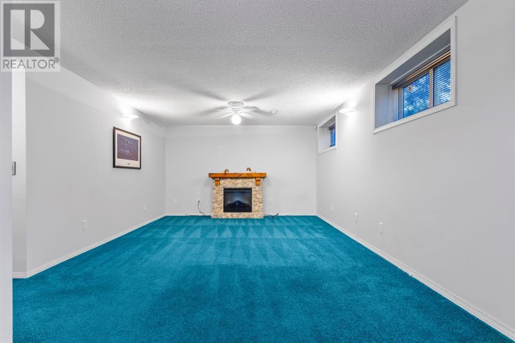 Single Family House Bungalow for Sale in  Somerset Drive SW Somerset Calgary 