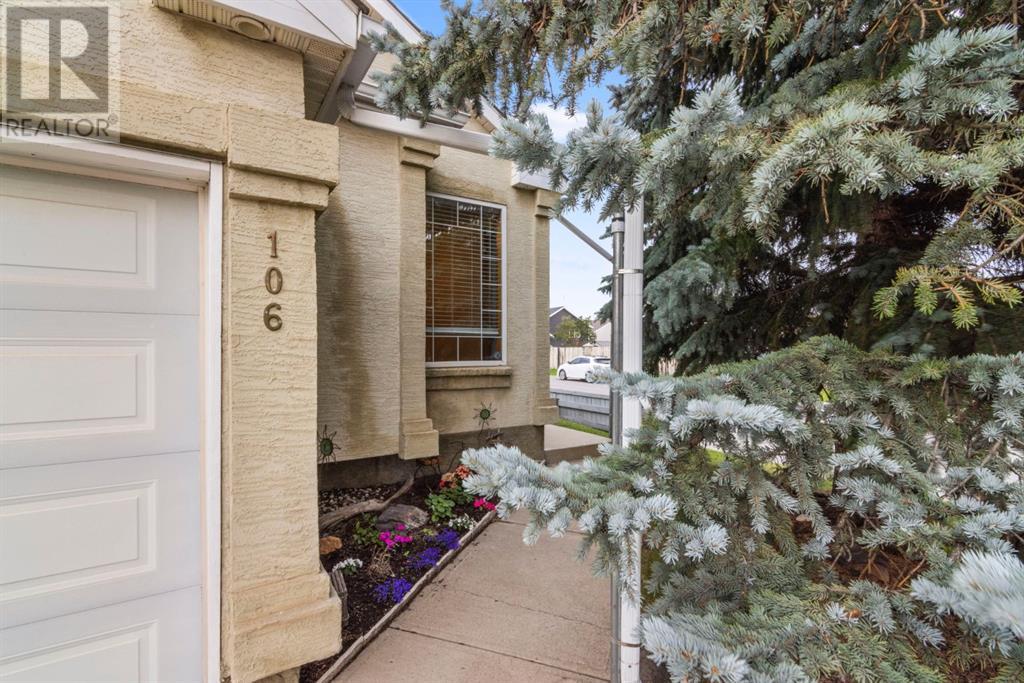 Single Family House Bungalow for Sale in  Somerset Drive SW Somerset Calgary 