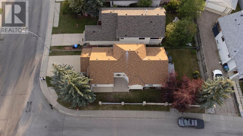 Single Family House Bungalow for Sale in  Somerset Drive SW Somerset Calgary 
