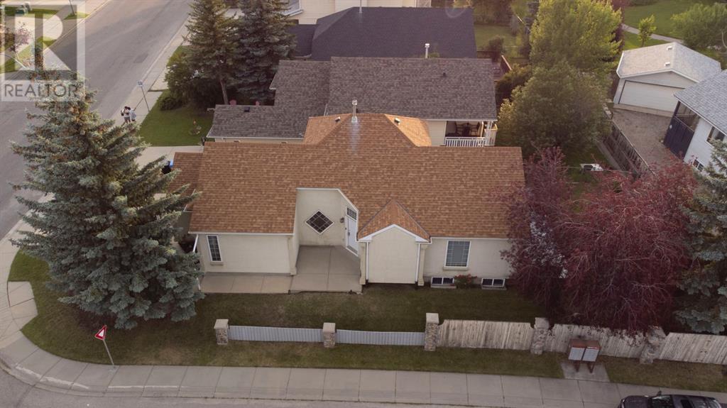 Single Family House Bungalow for Sale in  Somerset Drive SW Somerset Calgary 