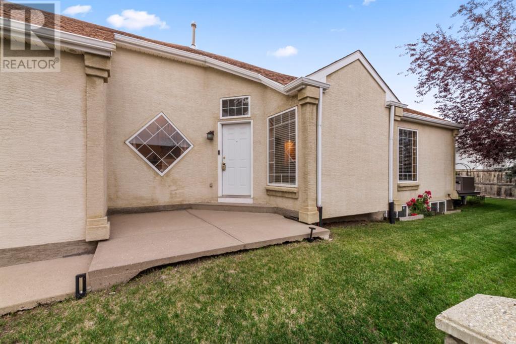 Single Family House Bungalow for Sale in  Somerset Drive SW Somerset Calgary 
