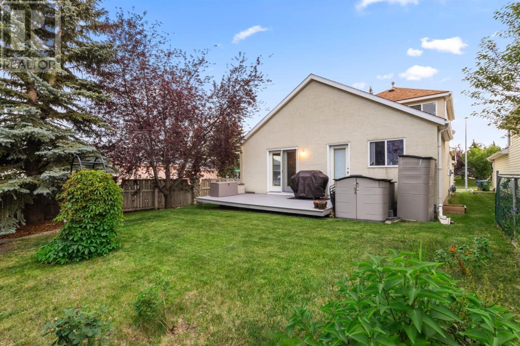 Single Family House Bungalow for Sale in  Somerset Drive SW Somerset Calgary 
