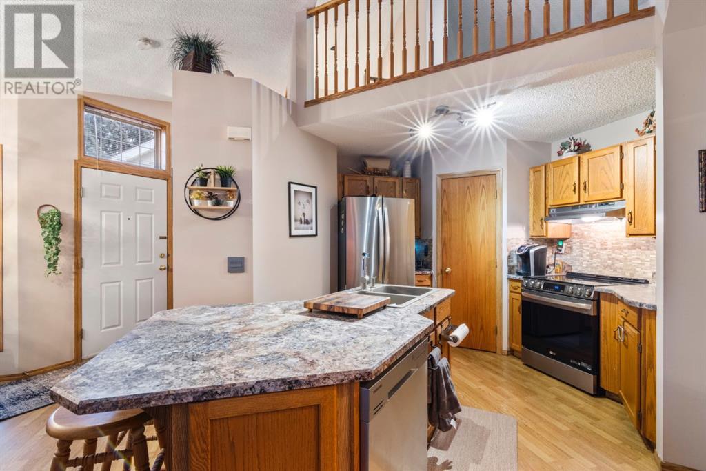 Single Family House Bungalow for Sale in  Somerset Drive SW Somerset Calgary 