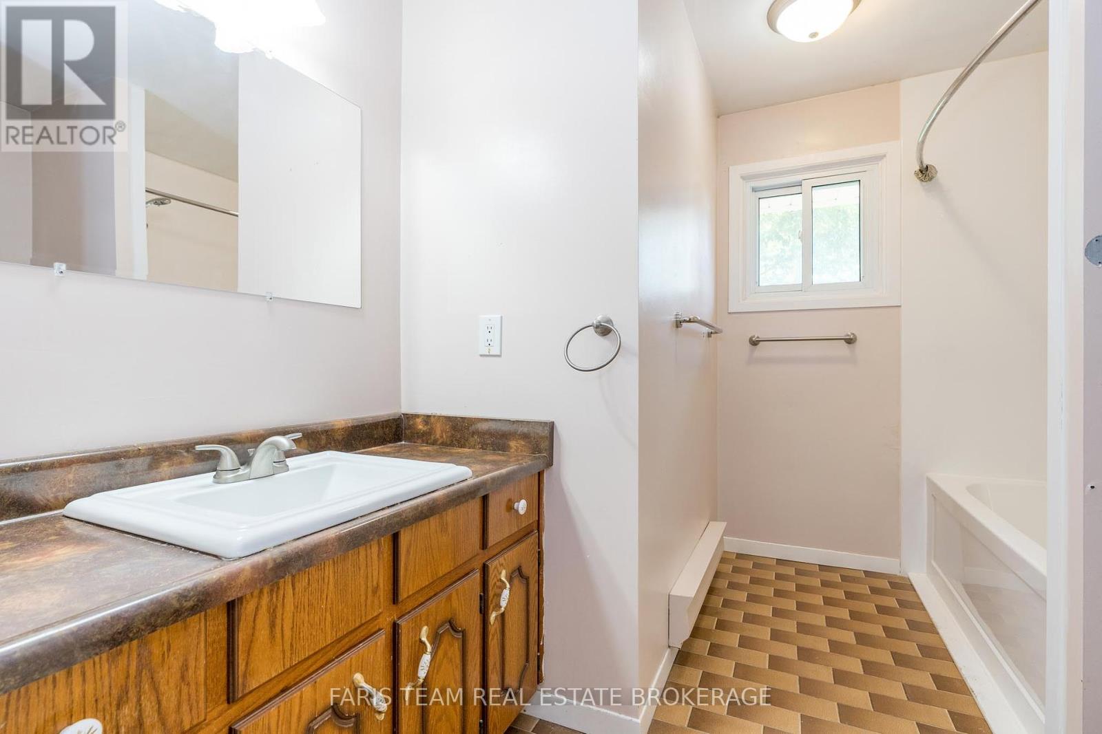 Photo 5 of 2597 George Johnston Road, Springwater ON