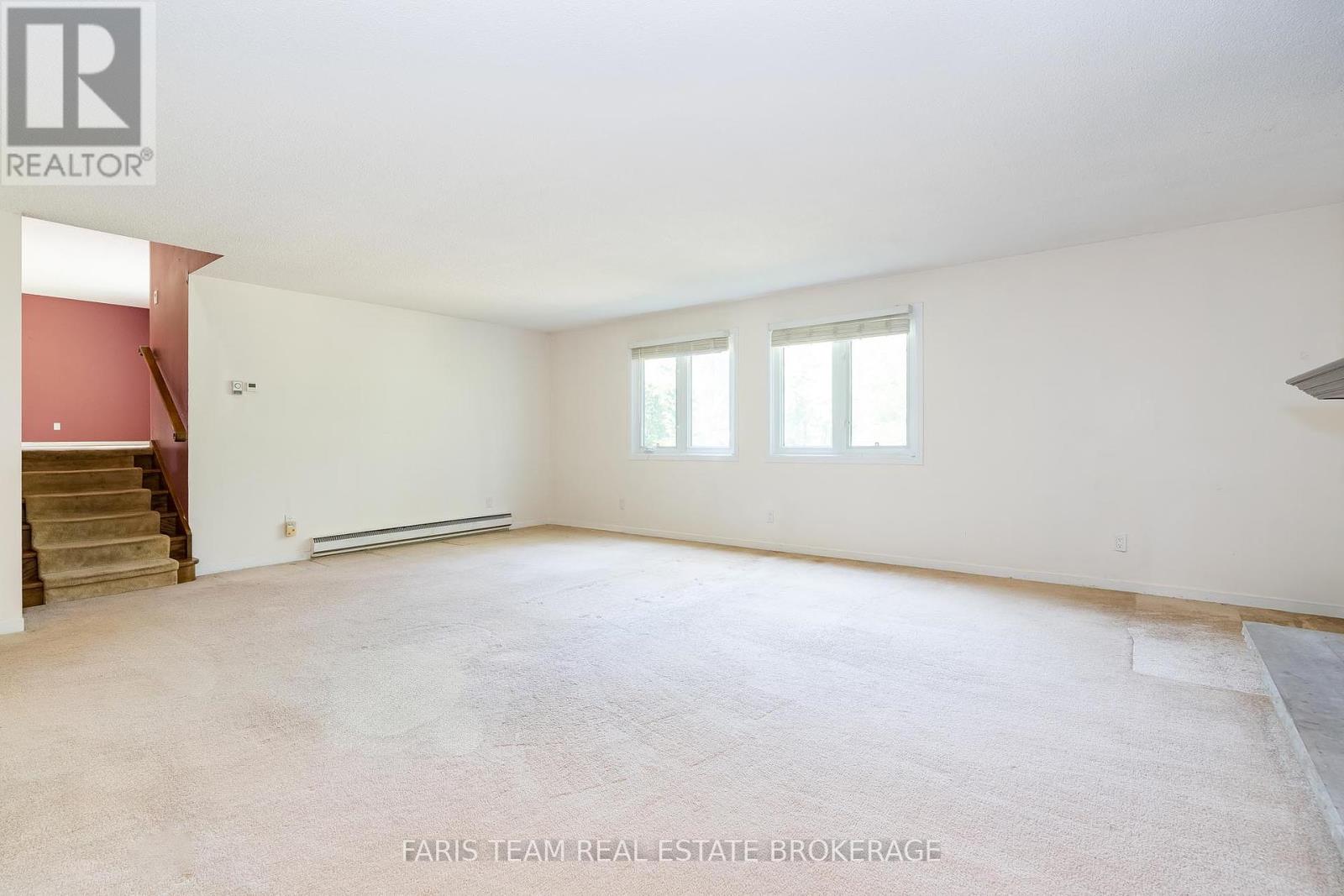 Photo 33 of 2597 George Johnston Road, Springwater ON