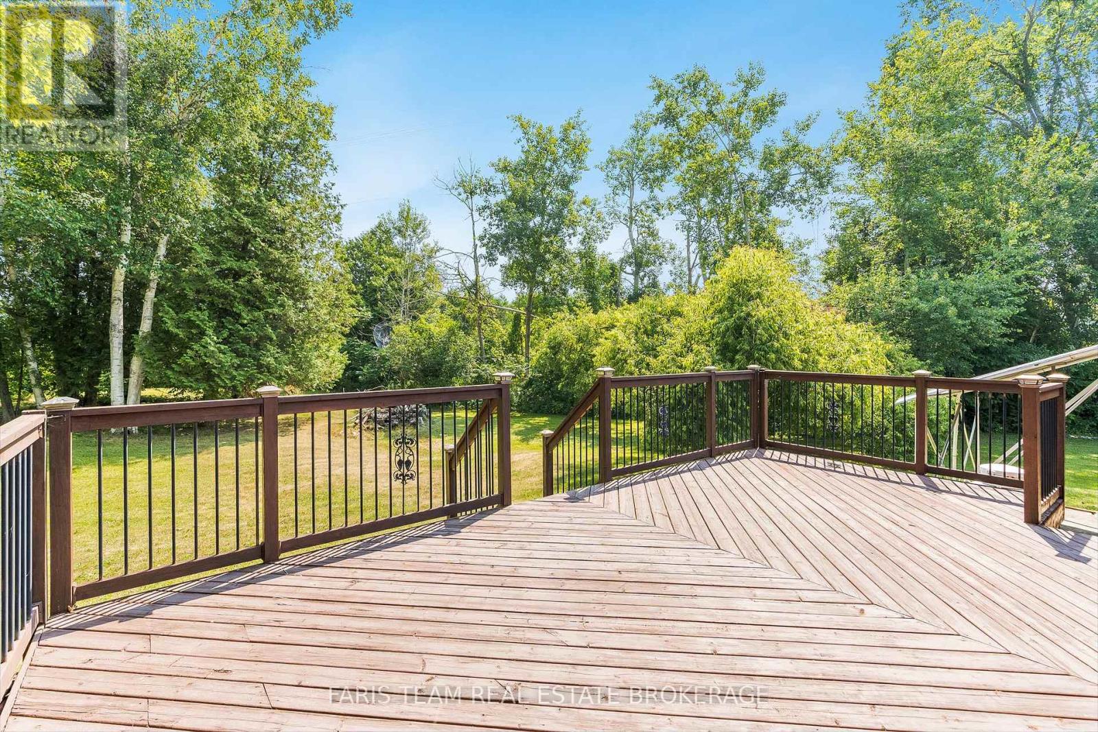 Photo 37 of 2597 George Johnston Road, Springwater ON