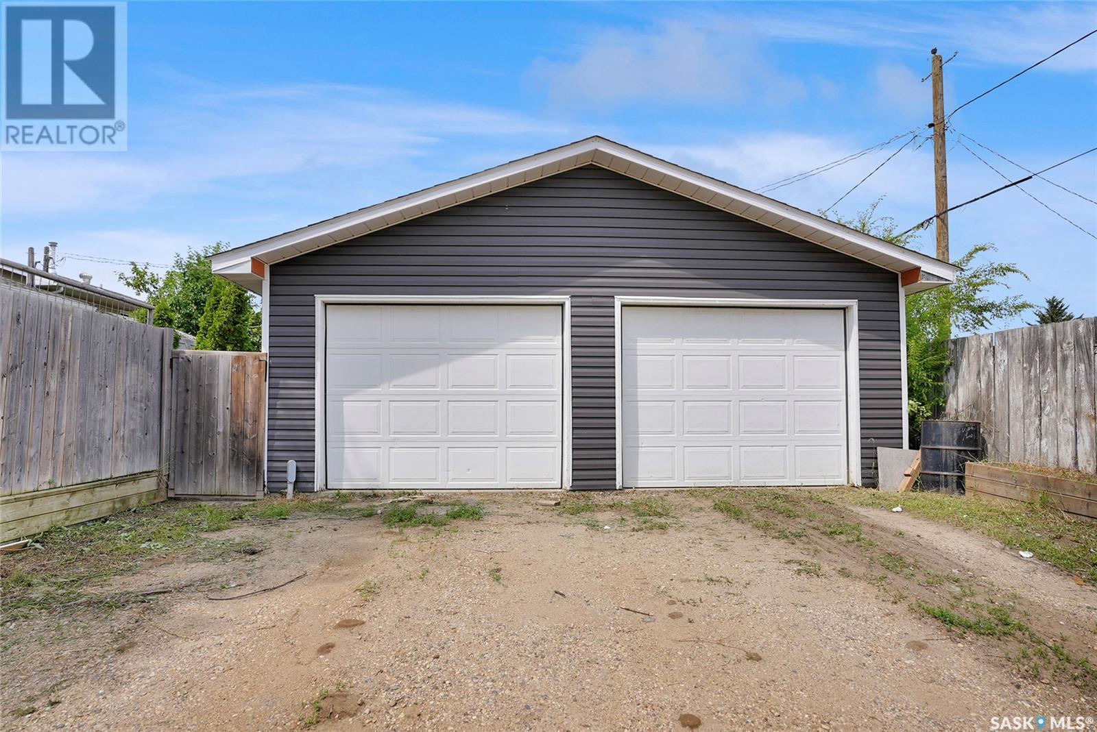 Photo 41 of 1502 Vaughan Street, Moose Jaw SK