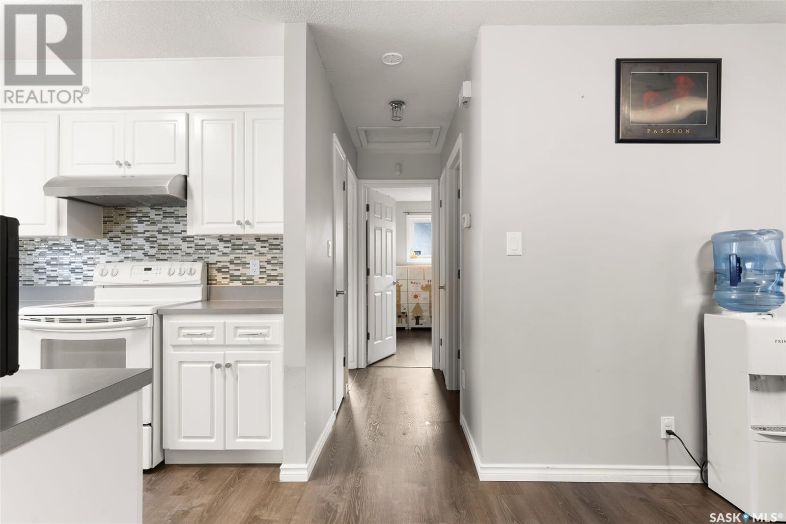 Photo 13 of 430 St John Street, Regina SK
