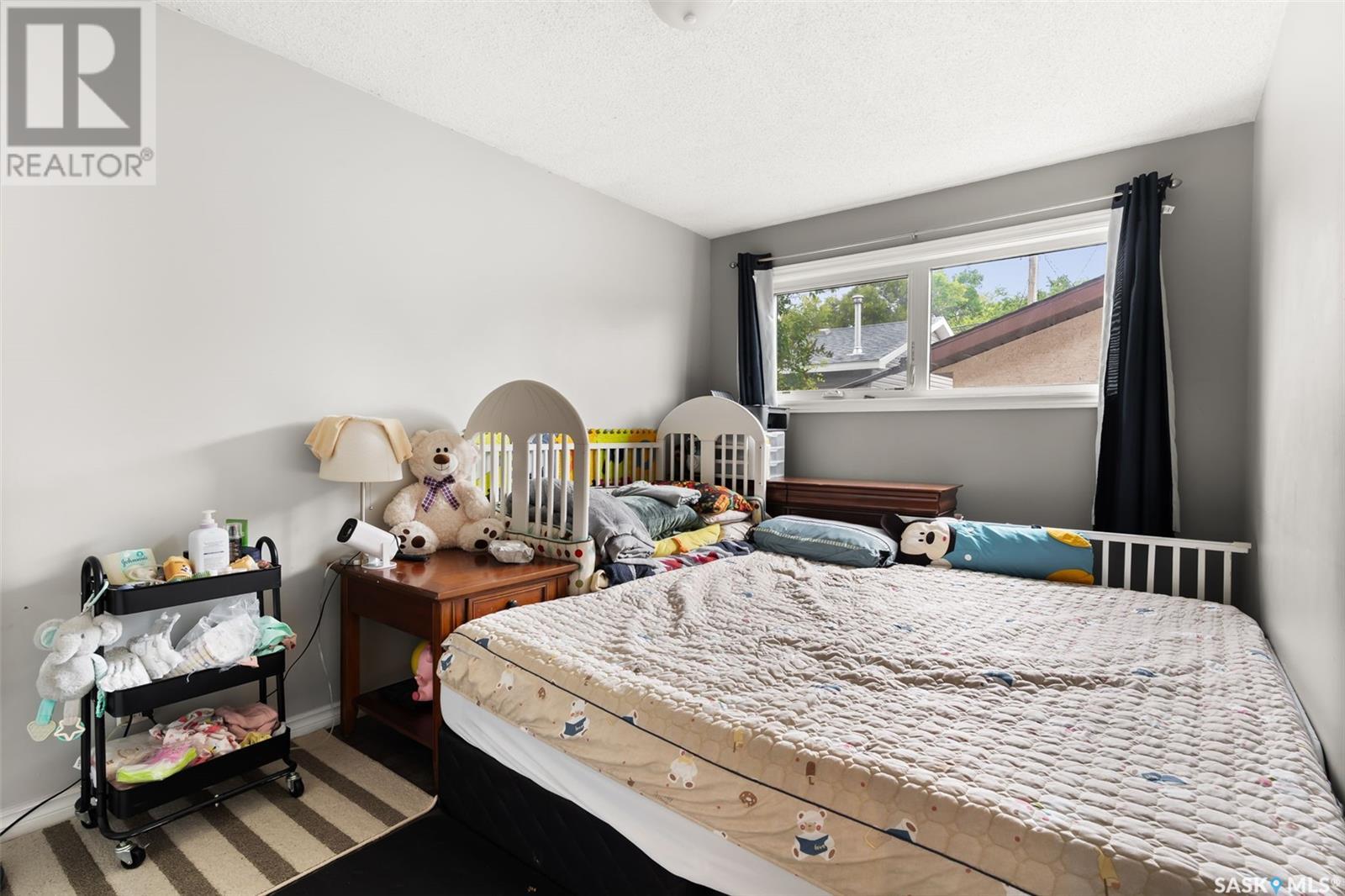 Photo 8 of 430 St John Street, Regina SK