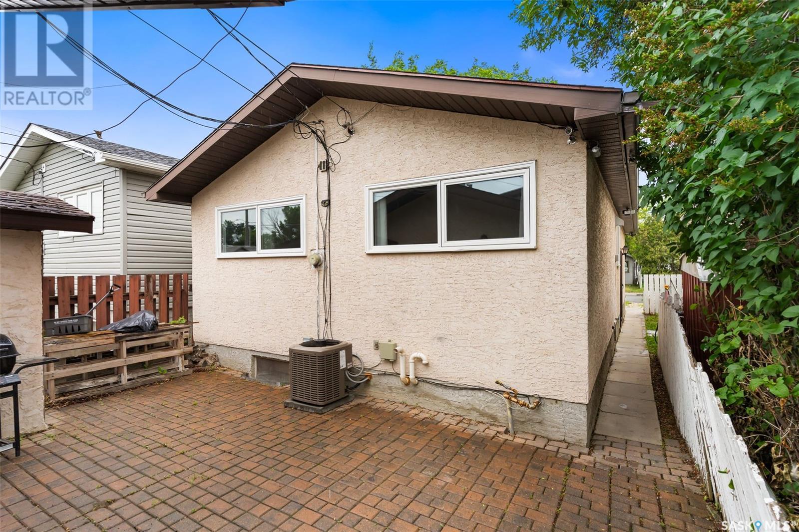 Photo 26 of 430 St John Street, Regina SK