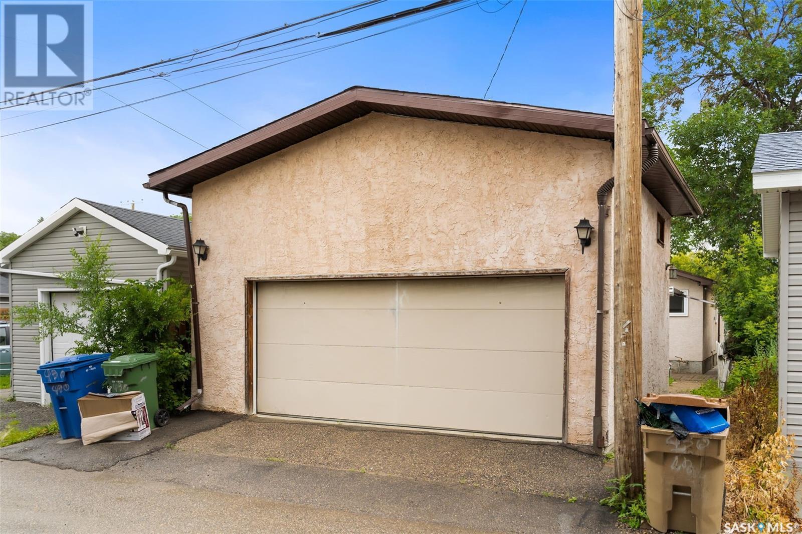 Photo 34 of 430 St John Street, Regina SK