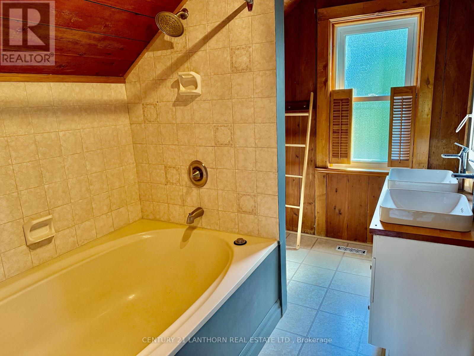 Photo 21 of 172 Black River Road, Tweed ON