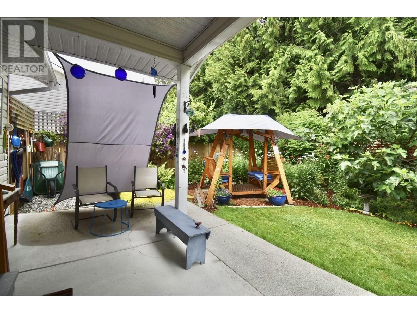 22 535 SHAW ROAD, Gibsons