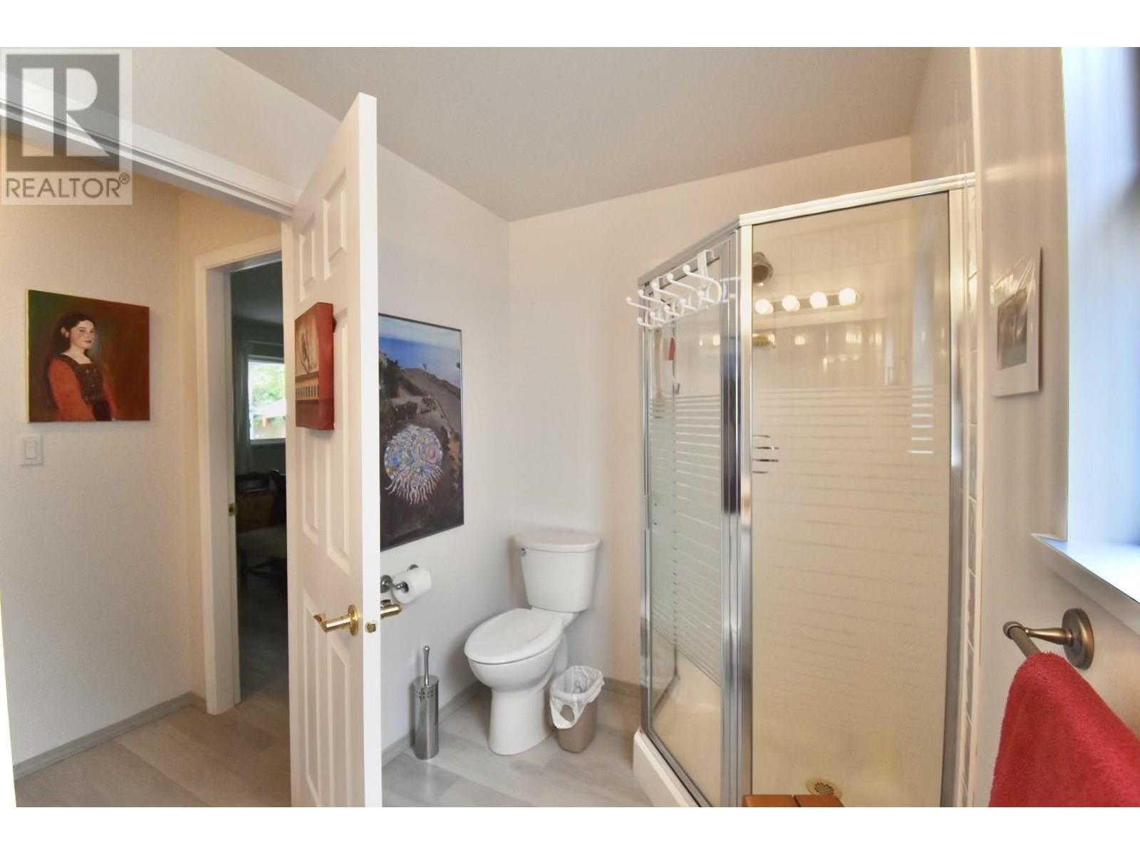 22 535 SHAW ROAD, Gibsons