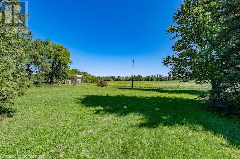 Photo 12 of 1748 Brock Road, Freelton ON