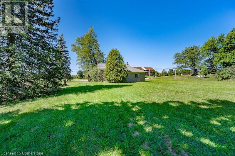 Photo 13 of 1748 Brock Road, Freelton ON