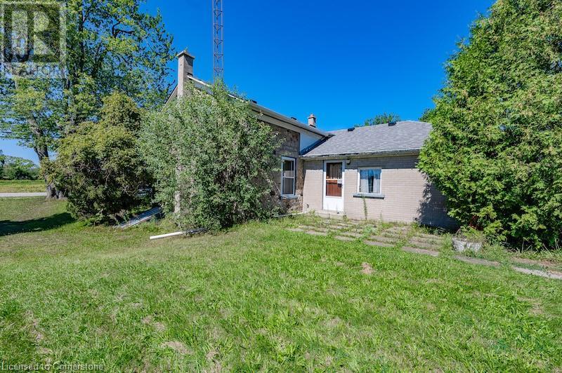 Photo 11 of 1748 Brock Road, Freelton ON