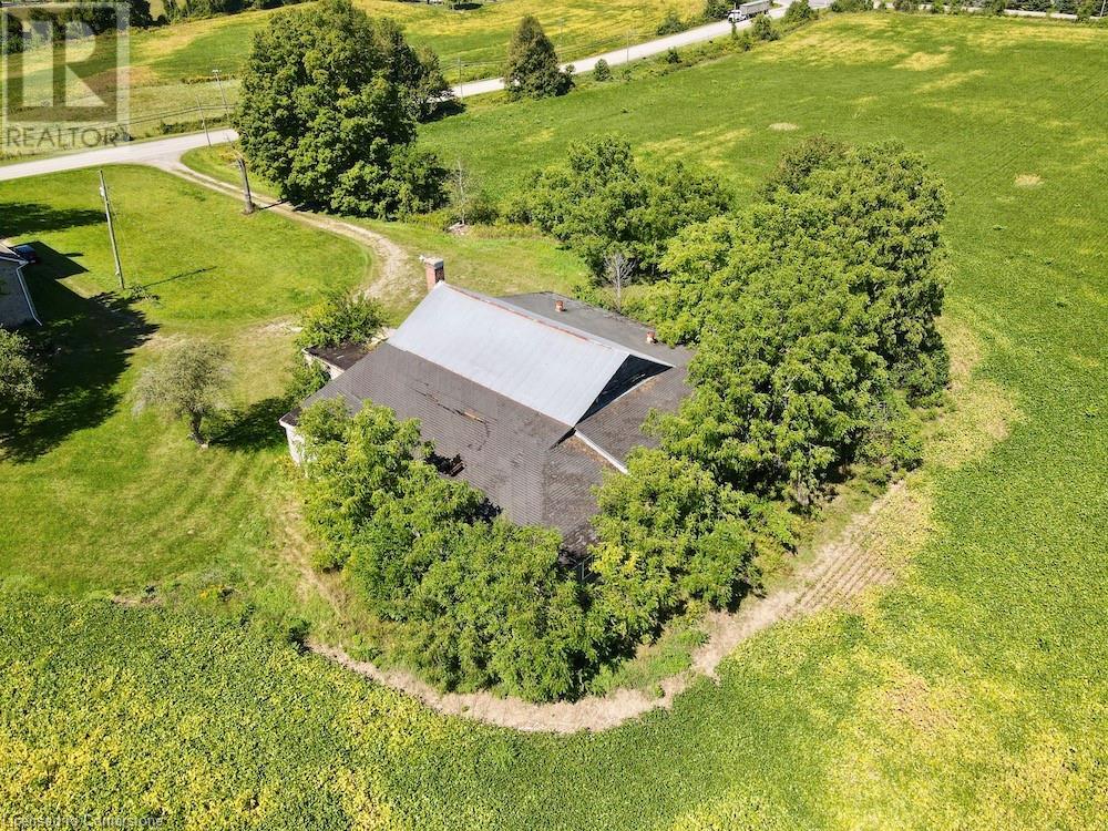 Photo 7 of 1748 Brock Road, Freelton ON