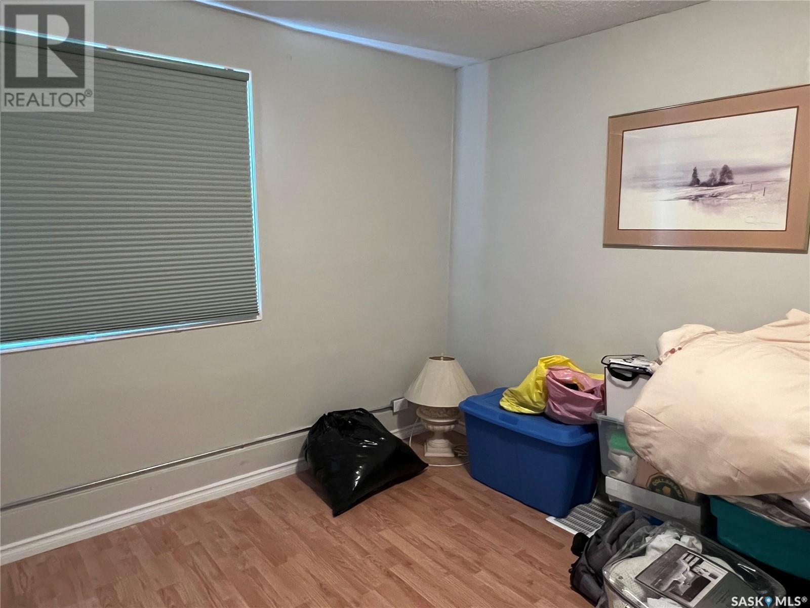 Photo 11 of 2835 Dewdney Avenue, Regina SK