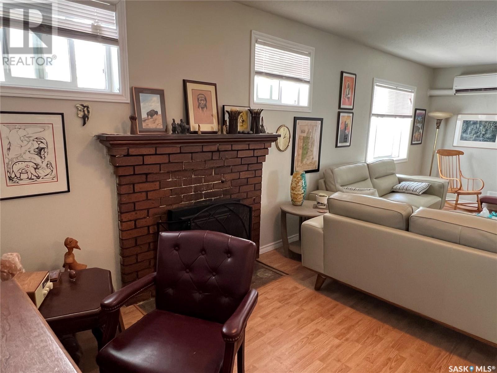 Photo 21 of 2835 Dewdney Avenue, Regina SK