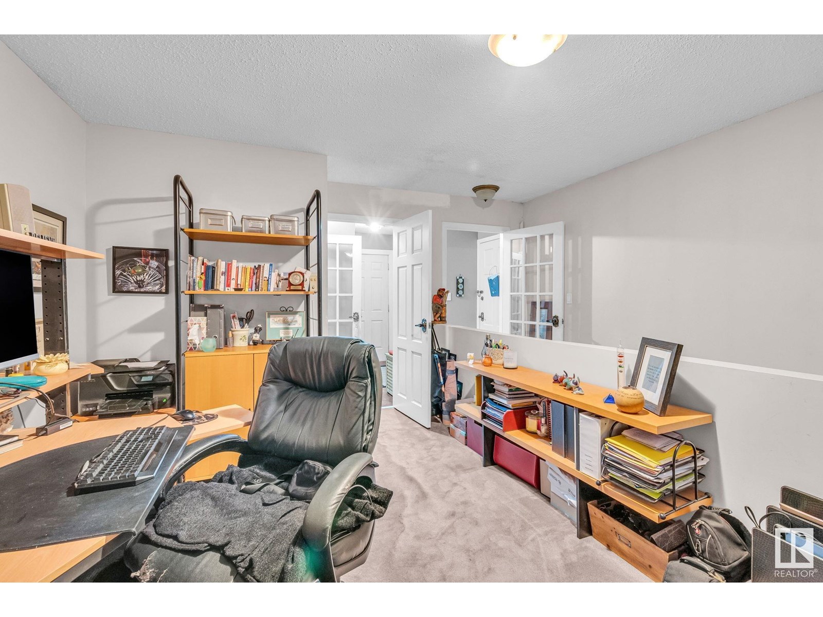 Photo 29 of 122 Village Do, Sherwood Park AB