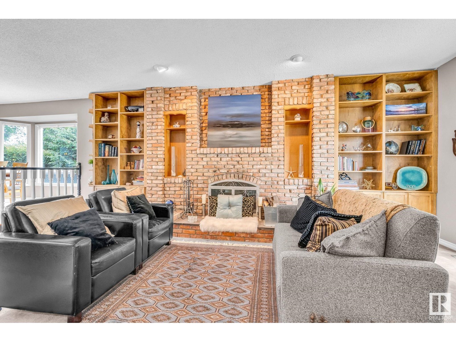 Photo 7 of 122 Village Do, Sherwood Park AB
