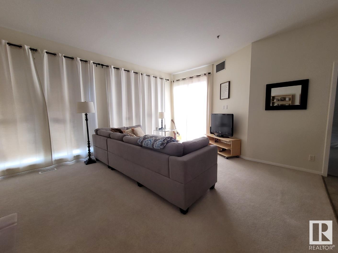 Photo 6 of 510 4835 104 A St Nw Nw, Edmonton AB