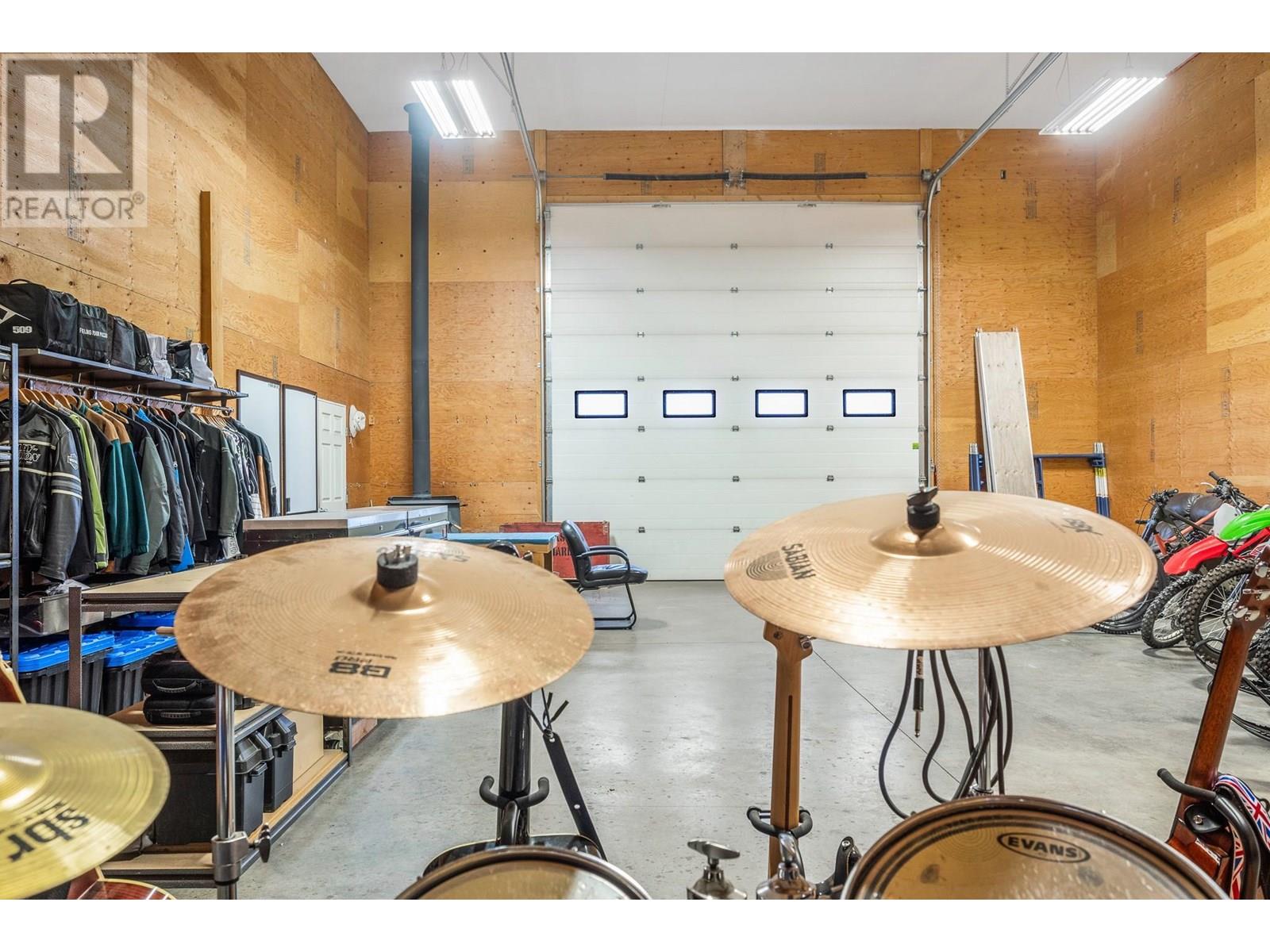  5393 East Vernon Road, Vernon