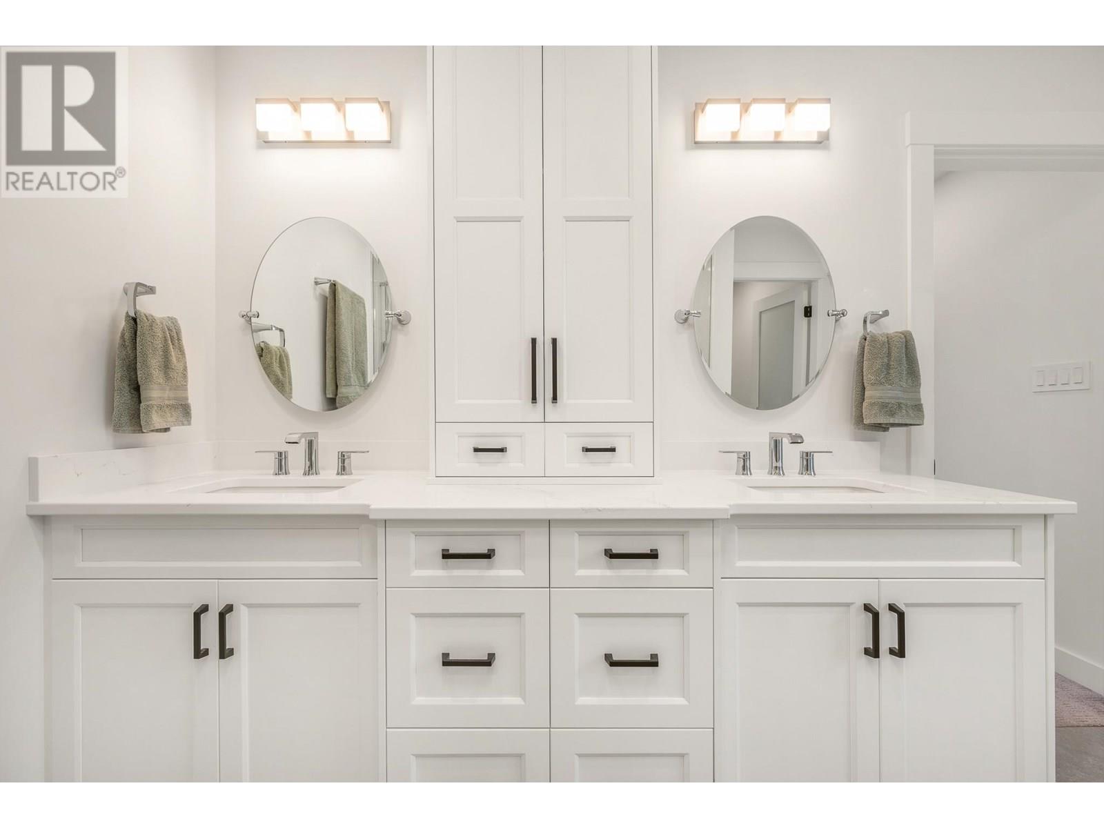  5393 East Vernon Road, Vernon