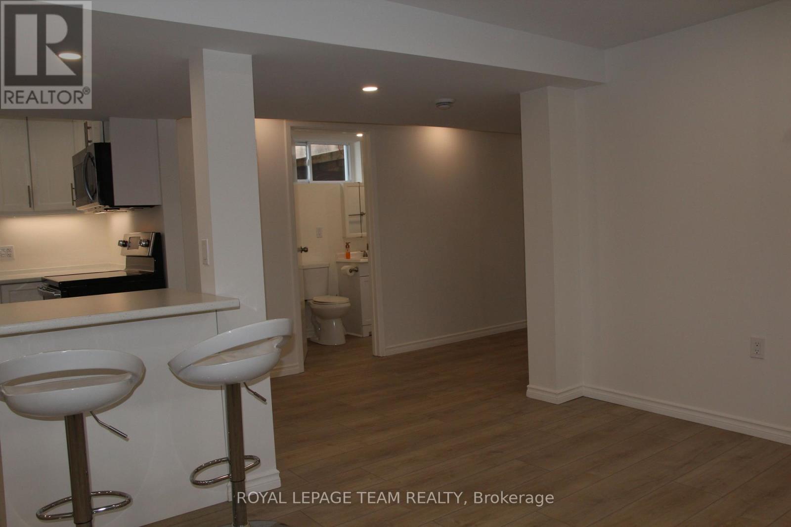 Photo 7 of B 59 B Woodwind Crescent, Ottawa ON