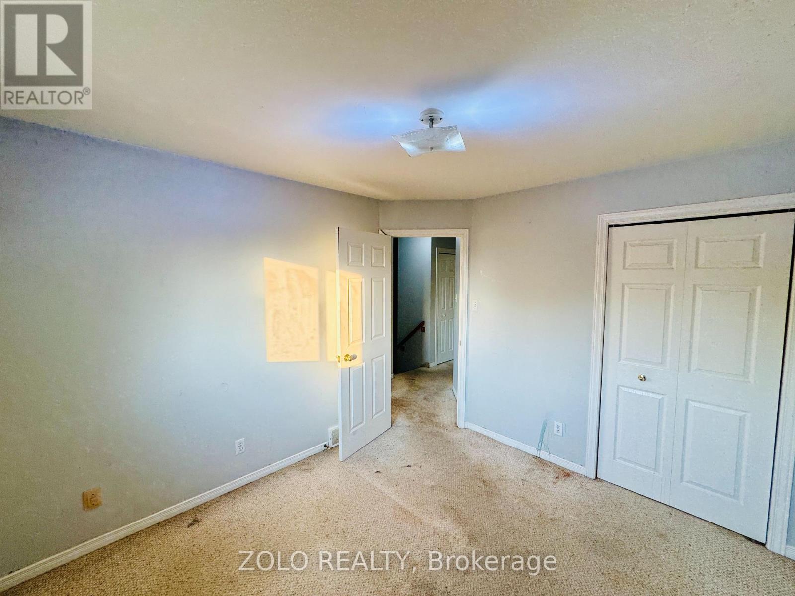 Photo 13 of 2313 Emily Crescent, Cornwall ON