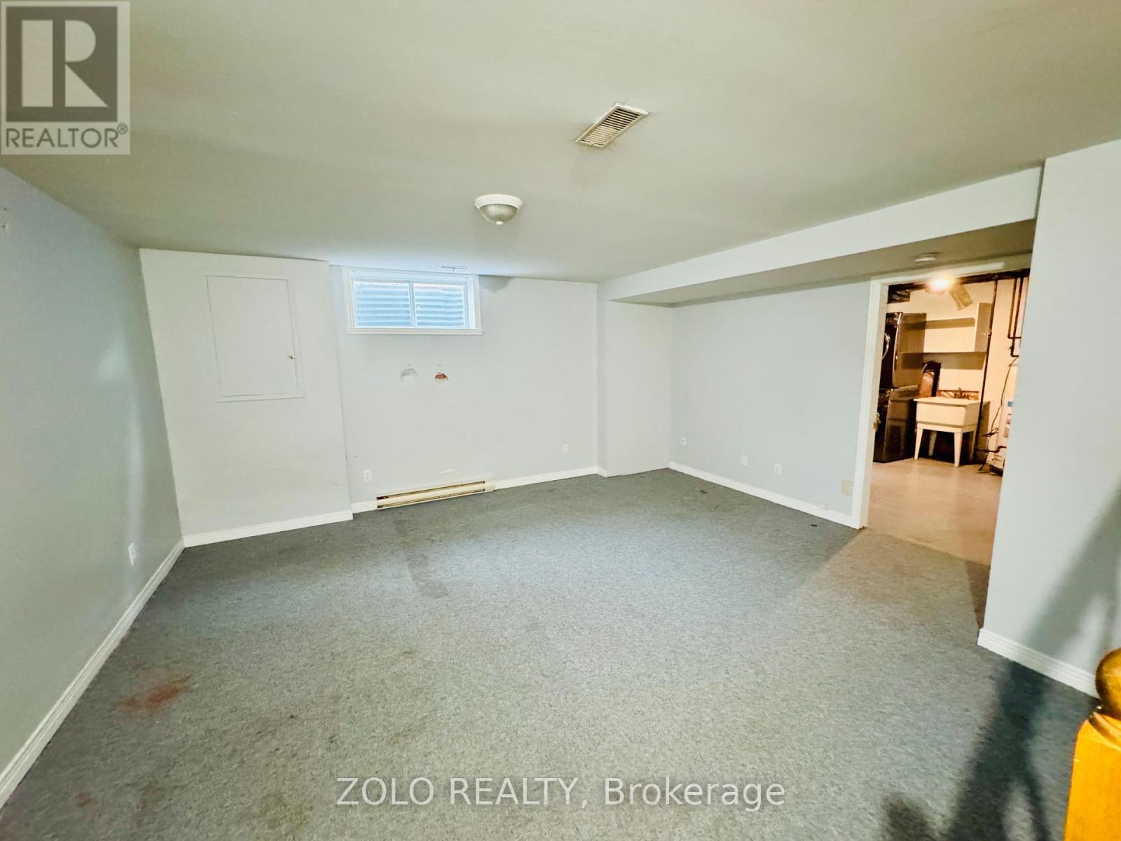 Photo 18 of 2313 Emily Crescent, Cornwall ON