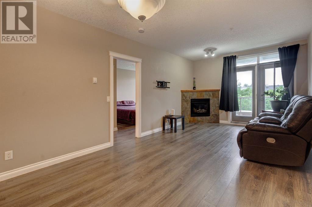 Single Family House for Sale in   Hemlock Crescent SW Spruce Cliff Calgary 