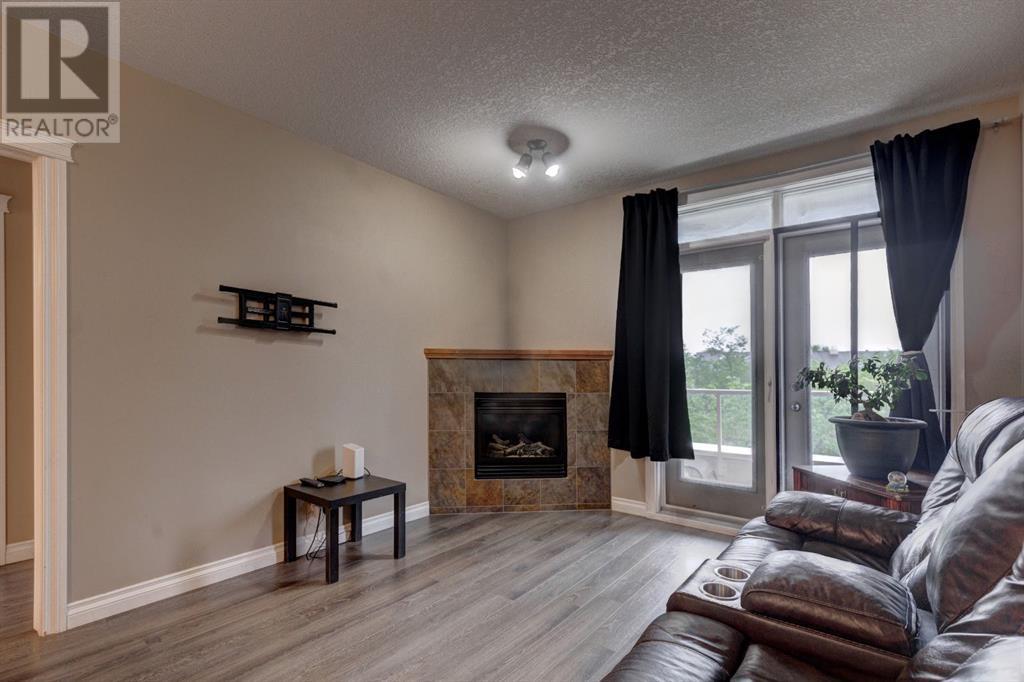Single Family House for Sale in   Hemlock Crescent SW Spruce Cliff Calgary 