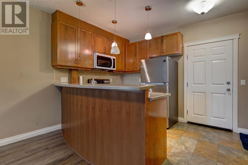 Single Family House for Sale in   Hemlock Crescent SW Spruce Cliff Calgary 