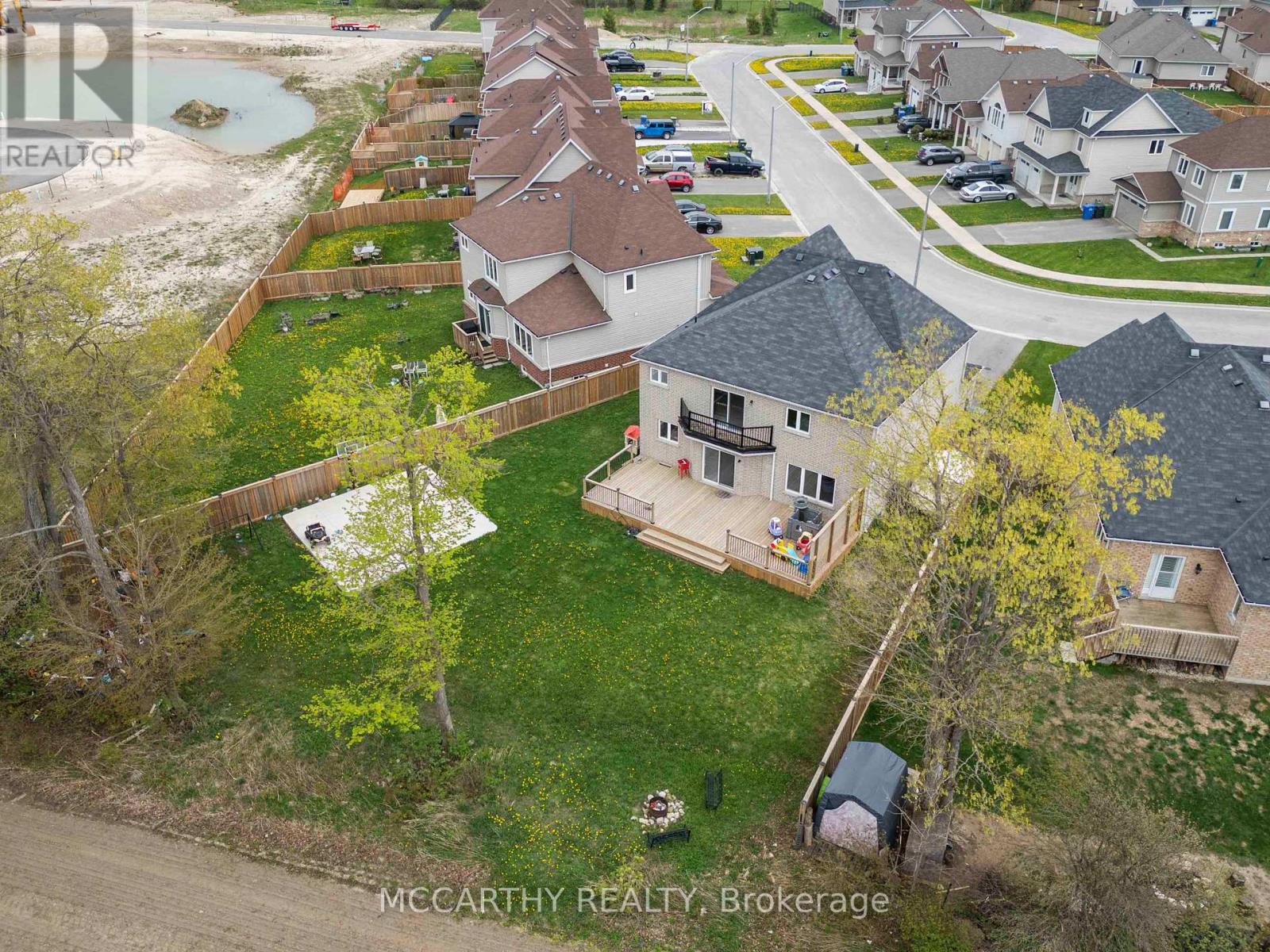 Photo 23 of 51 Todd Crescent, Southgate ON