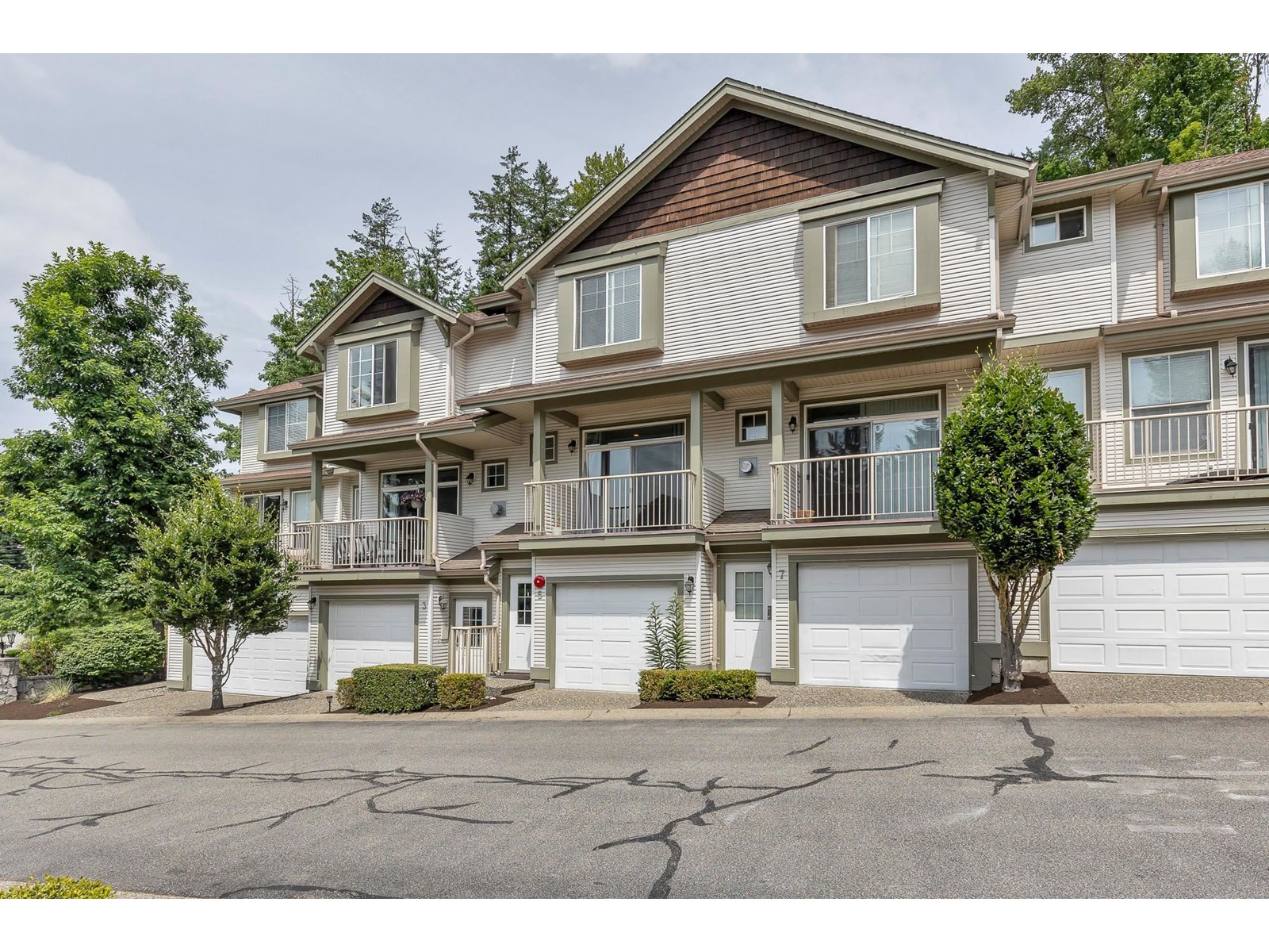 Photo 2 of 5 35287 Old Yale Road, Abbotsford BC