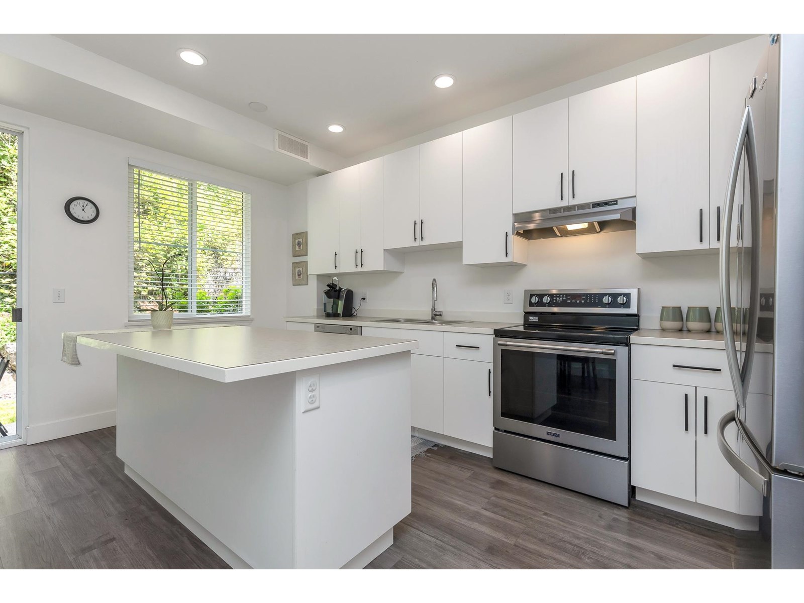 Photo 4 of 5 35287 Old Yale Road, Abbotsford BC