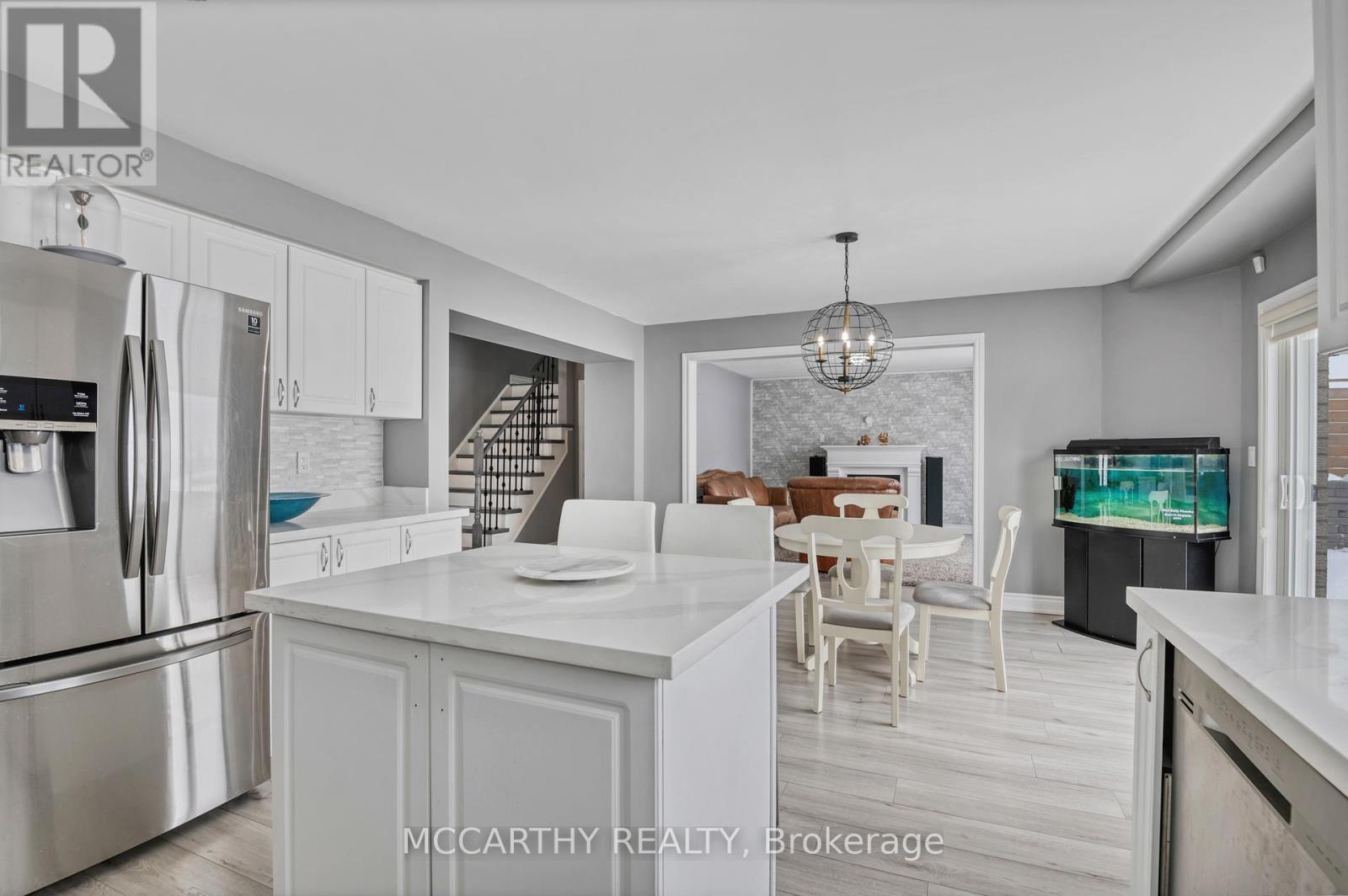 Photo 11 of 51 Todd Crescent, Southgate ON
