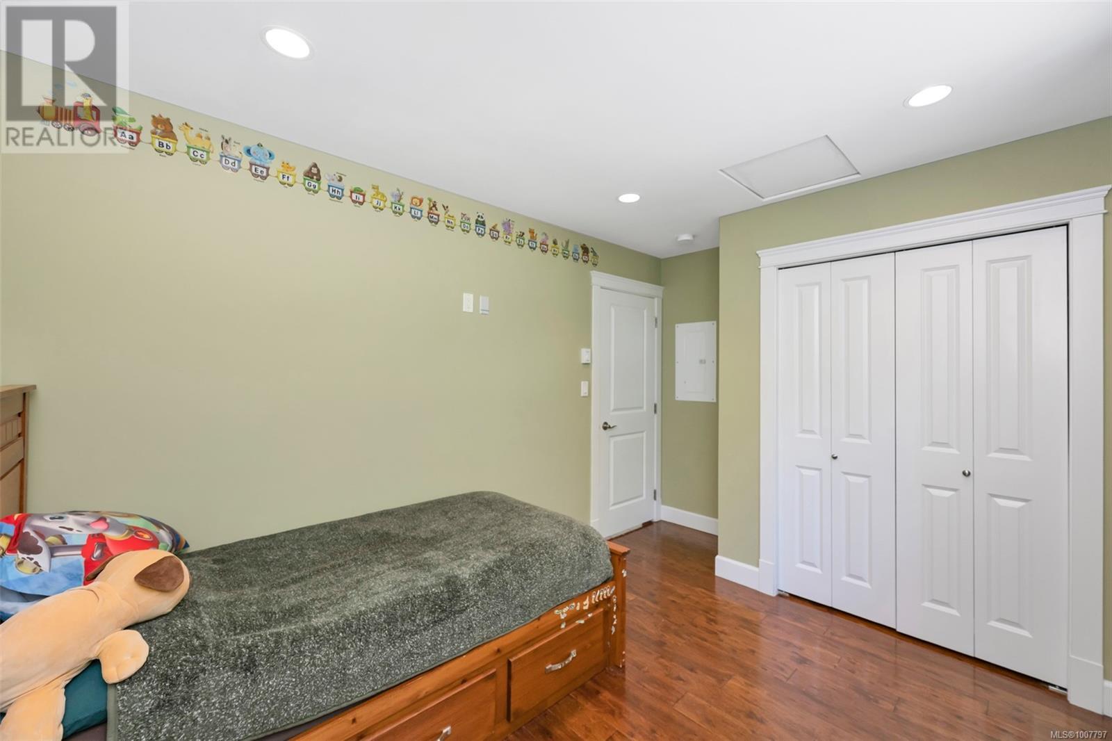 Photo 22 of 4379 Irvine Dr, Duncan BC