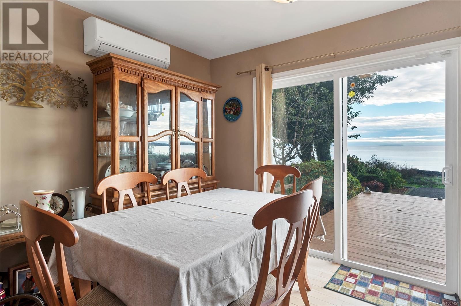 Photo 12 of 4007 Island Hwy S, Campbell River BC