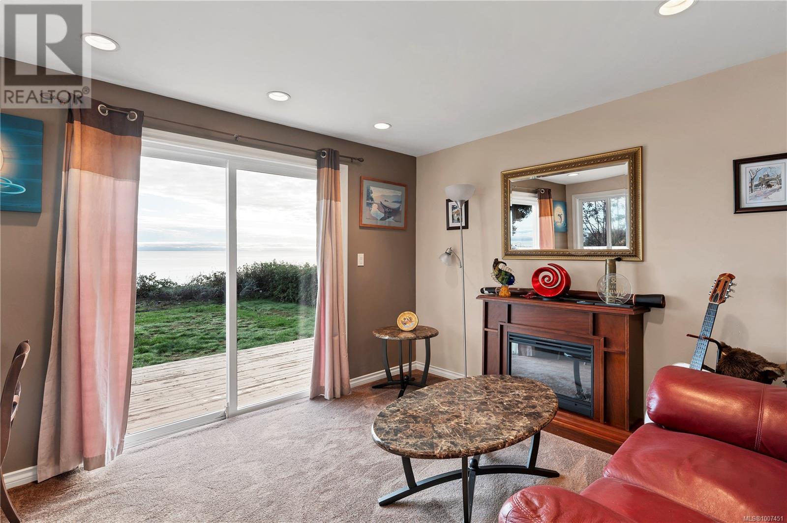 Photo 18 of 4007 Island Hwy S, Campbell River BC