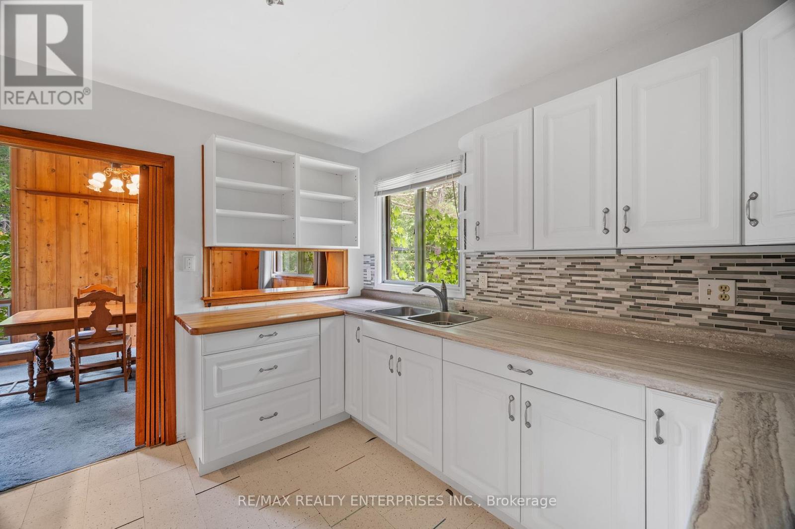 Photo 4 of 179 Crooked Bay Road, Georgian Bay ON