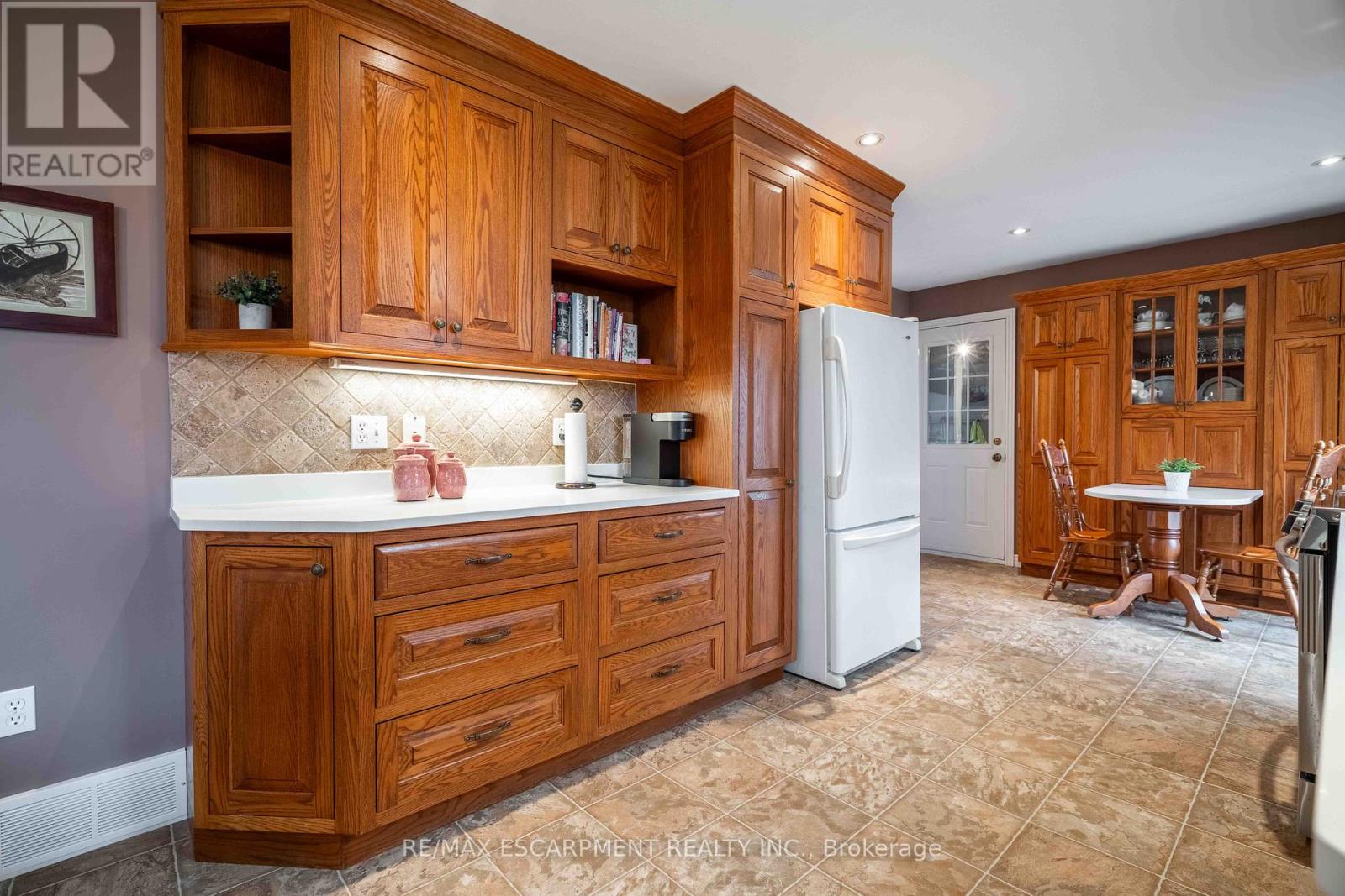 Photo 15 of 278 Morrison Drive, Haldimand ON