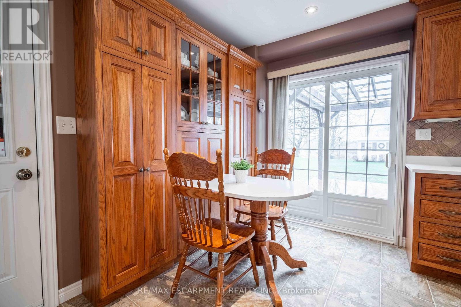 Photo 5 of 278 Morrison Drive, Haldimand ON