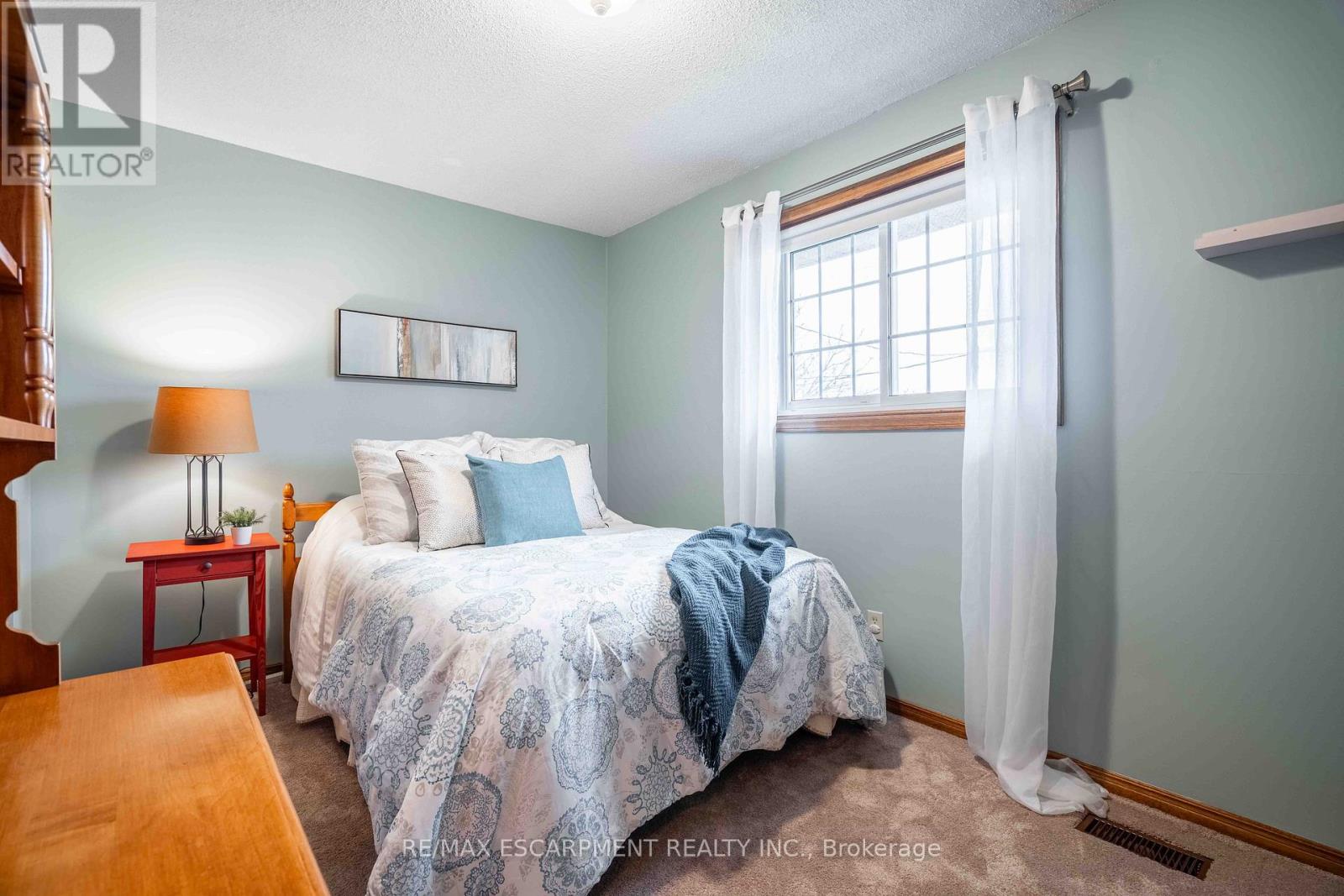 Photo 31 of 278 Morrison Drive, Haldimand ON