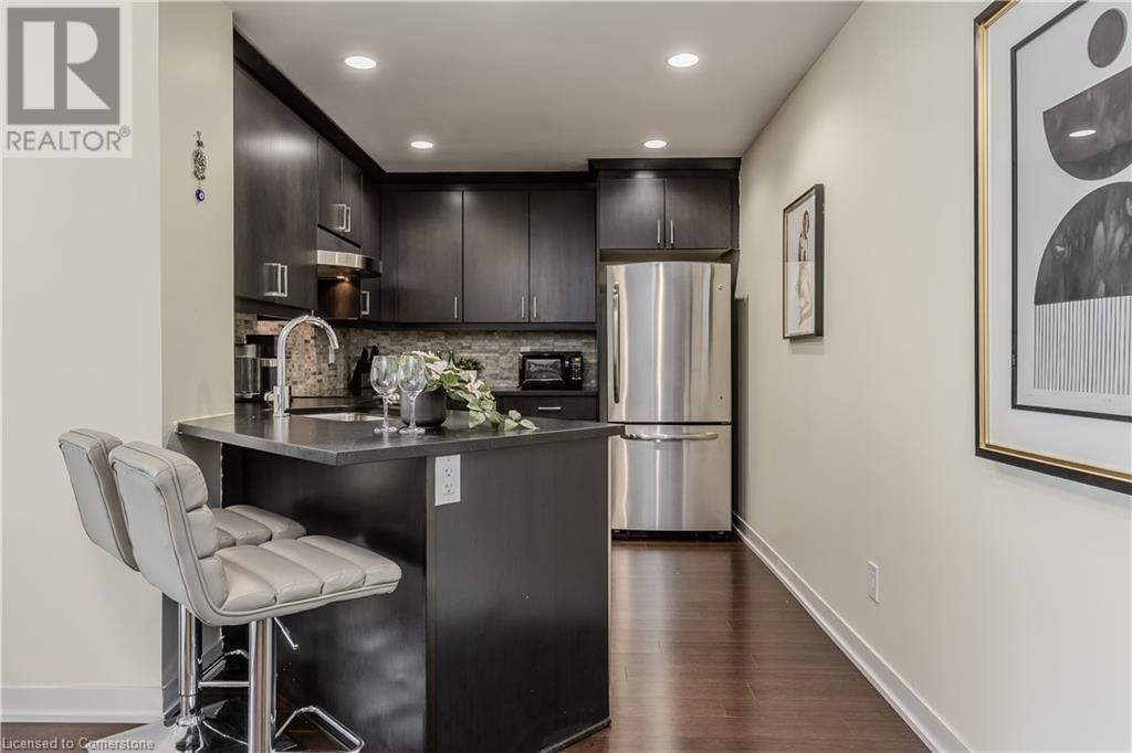 Photo 16 of 551 Maple Avenue Unit 814, Burlington ON