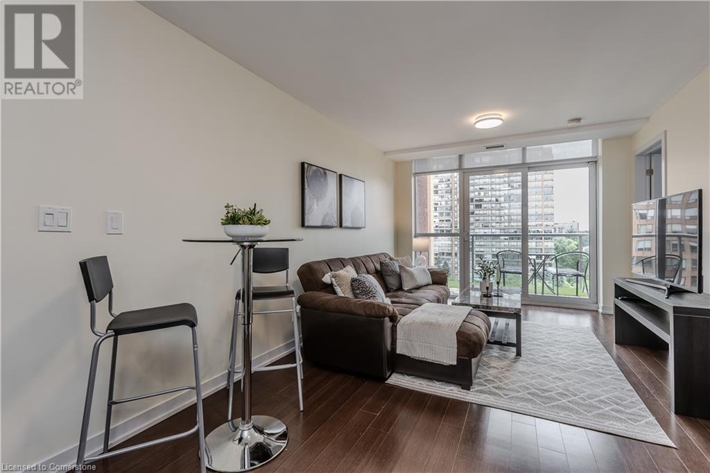 Photo 4 of 551 Maple Avenue Unit 814, Burlington ON