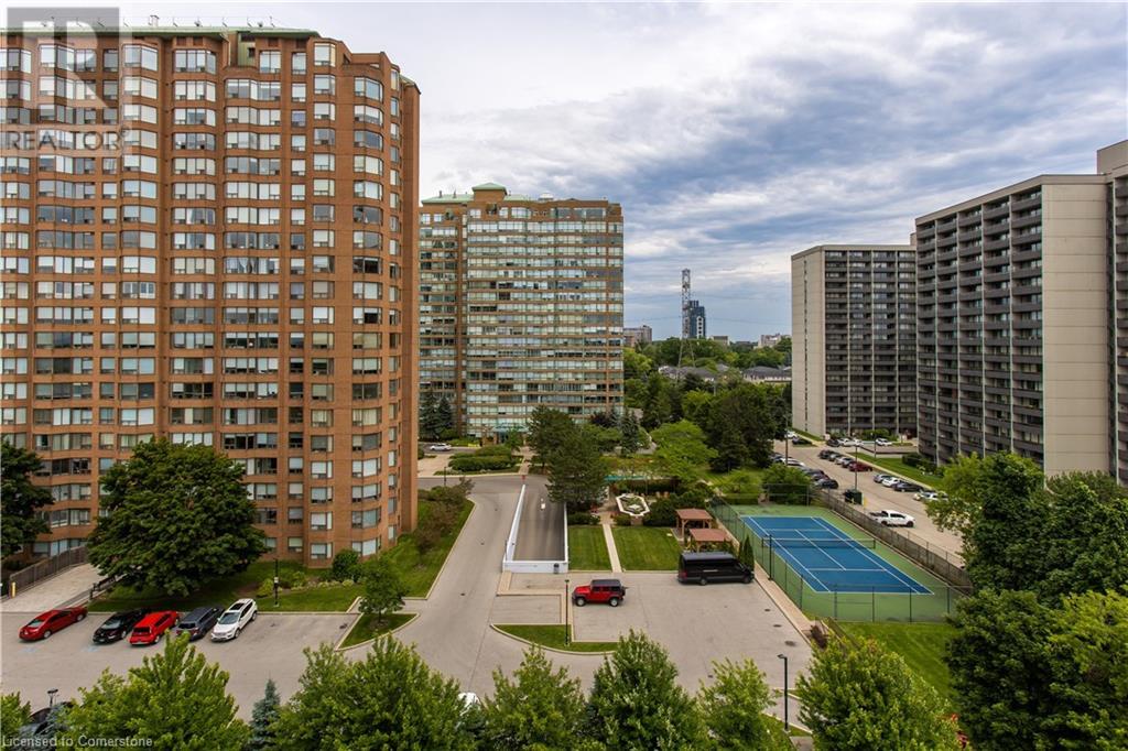 Photo 30 of 551 Maple Avenue Unit 814, Burlington ON