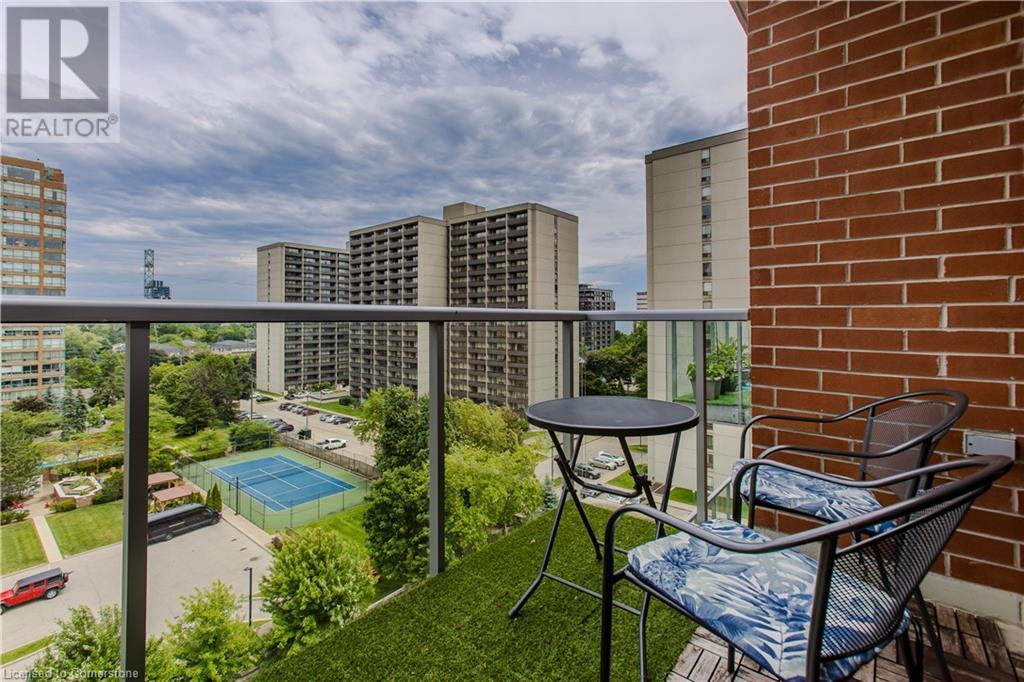 Photo 41 of 551 Maple Avenue Unit 814, Burlington ON